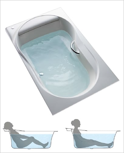 アームレストと小物置スペースを設け、より長い時を快適にする「ハイバックワイド浴槽」。