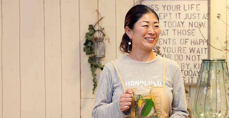 井上育美さん「HOMEkitchen」店長・料理人 富山のおいしい水とその水で育った米と野菜を使っています