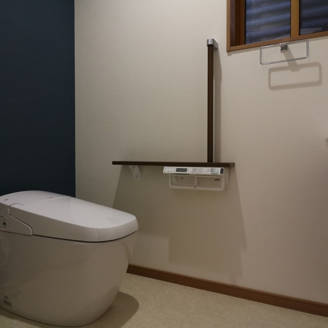 LIXIL | M様邸 長野県（トイレ）340万円 | トイレのリフォーム事例 | リフォーム事例と費用の相場 | リフォーム