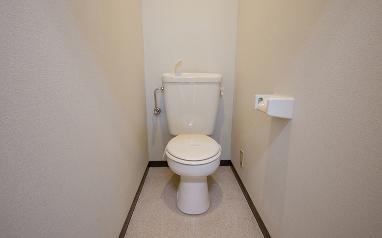 階段下のトイレをよりよい空間にする方法をご紹介 Lixil Square