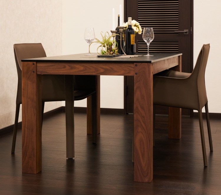 HALZE DINING TABLE1