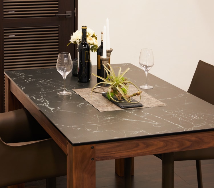 HALZE DINING TABLE2