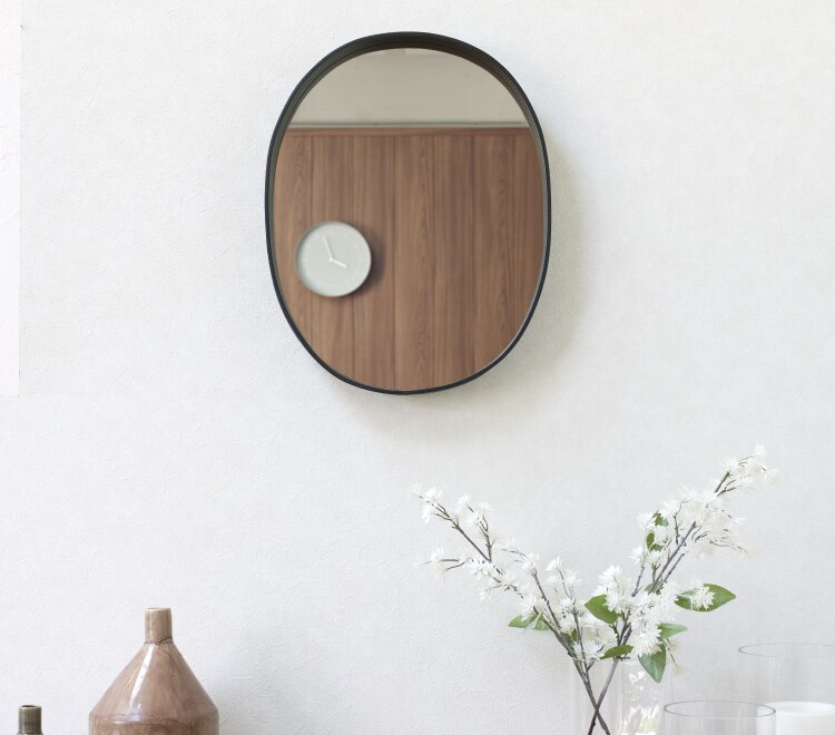 OVAL MIRROR1