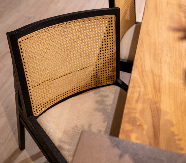 SKAVE DINING CHAIR3